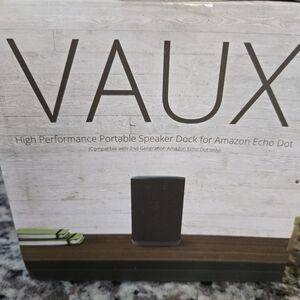 Carbon Vaux Portable Speaker Dock - Black